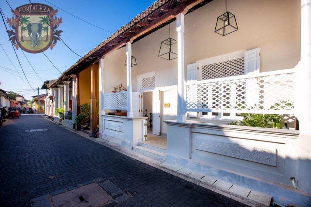 Fortaleza Lighthouse Street Galle Exterior photo